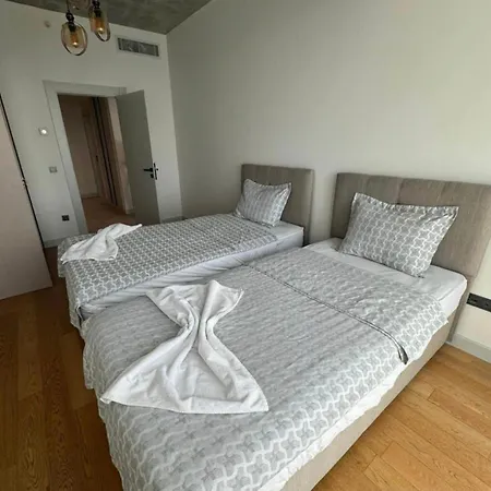 Sinpas Queen Bomonti By Bondy