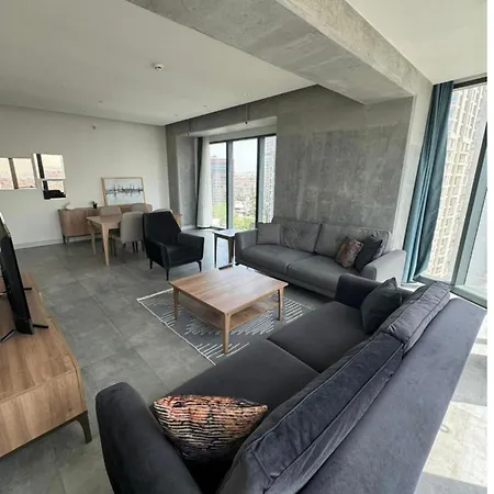 Sinpas Queen Bomonti By Bondy *