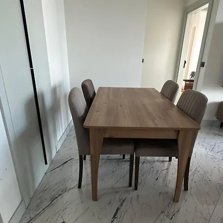 Sinpas Queen Bomonti By Bondy *