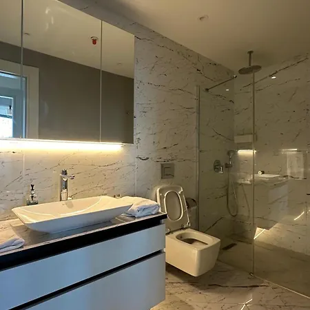 Sinpas Queen Bomonti By Bondy *