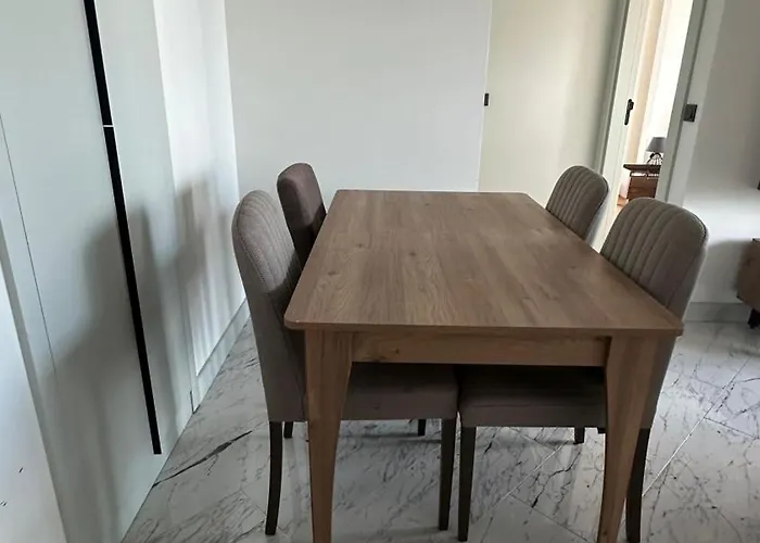 Sinpas Queen Bomonti By Bondy *