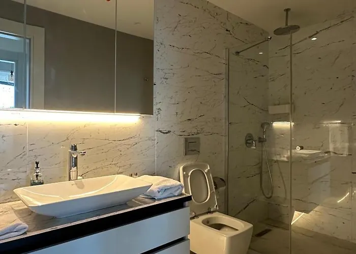 Sinpas Queen Bomonti By Bondy *